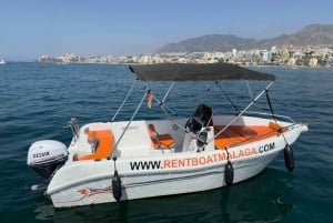 Benalmádena: Boat rentals with no license needed.