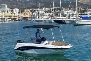 Benalmádena: Speedboat Rental without License