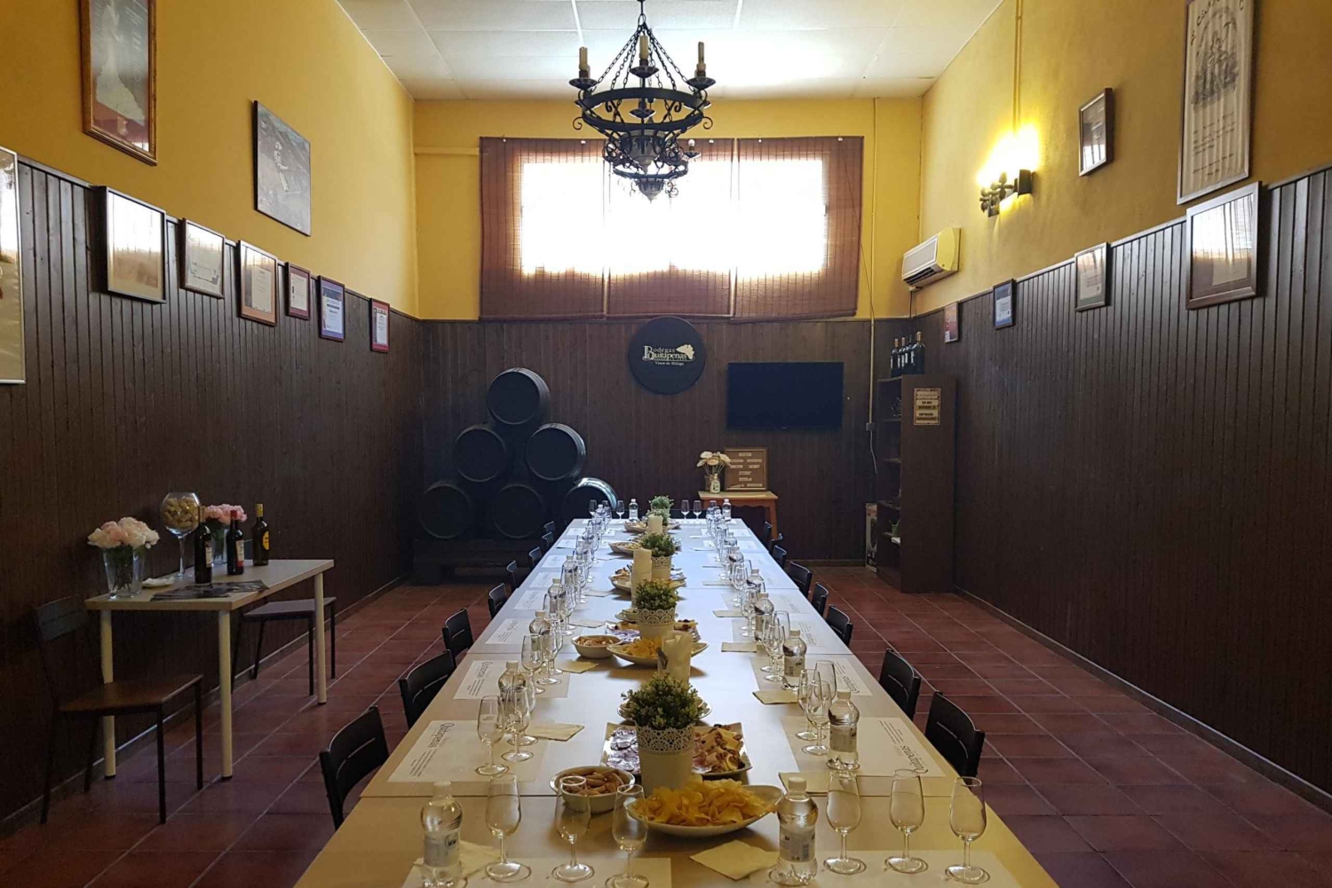 Bodegas Quitapenas: Visita Guiada + Cata de Vinos
