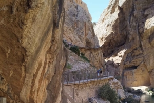 Caminito del Rey desde Málaga, Guía Oficial, Bebida y Sorteo