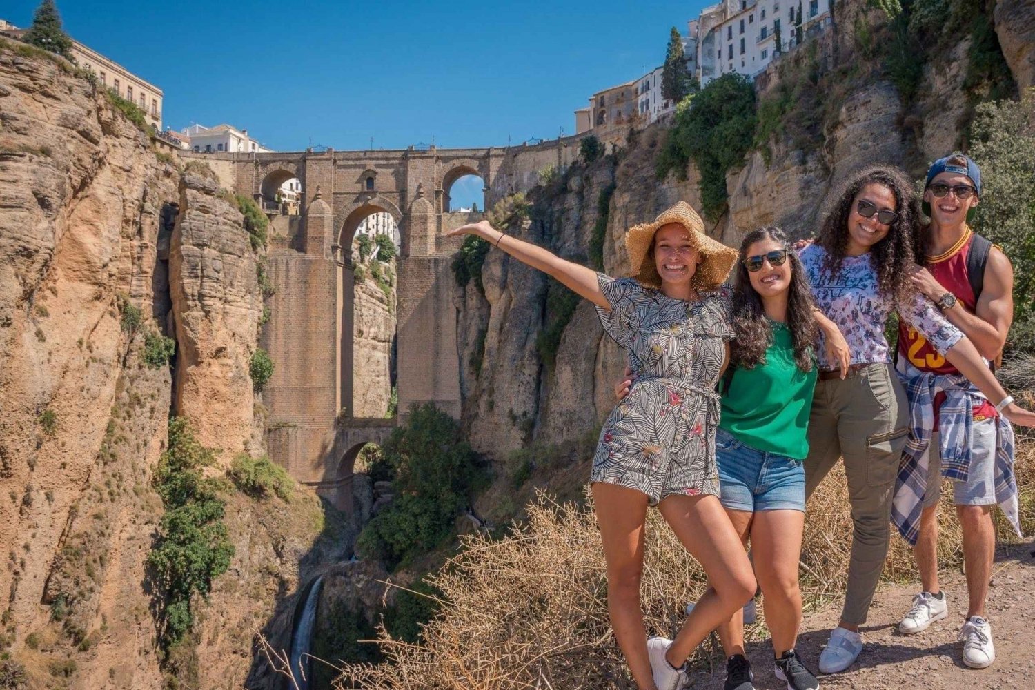 Från Malaga: Ronda & Setenil de las Bodegas Guidad dagsutflykt