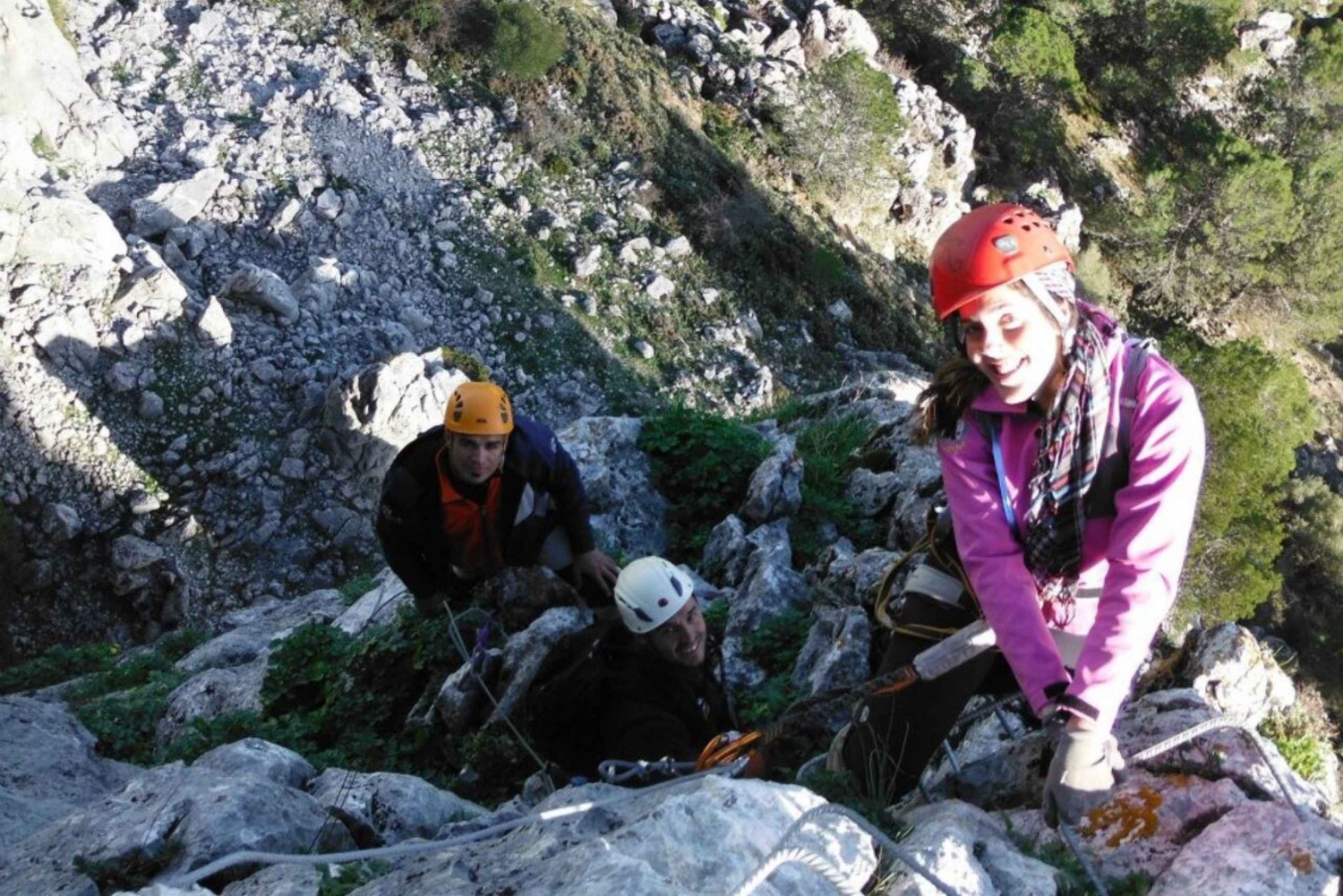 Discover caving and Via ferrata/Climbing Mountain in Málaga