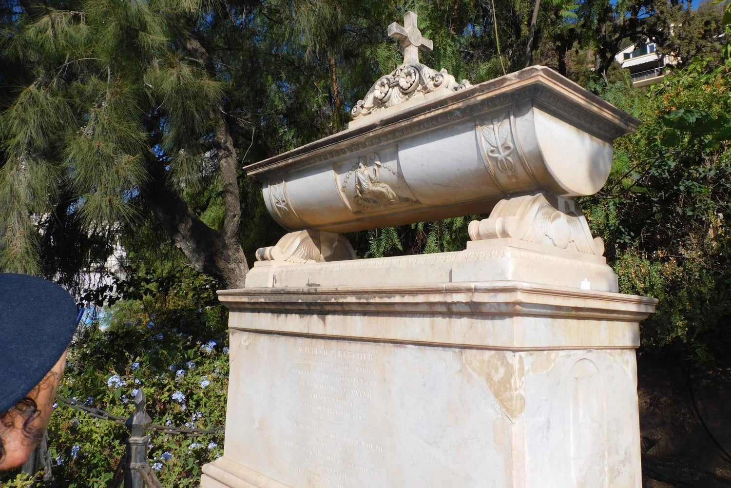 Visita ao cemitério inglês