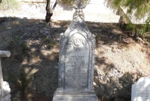 Visita ao cemitério inglês