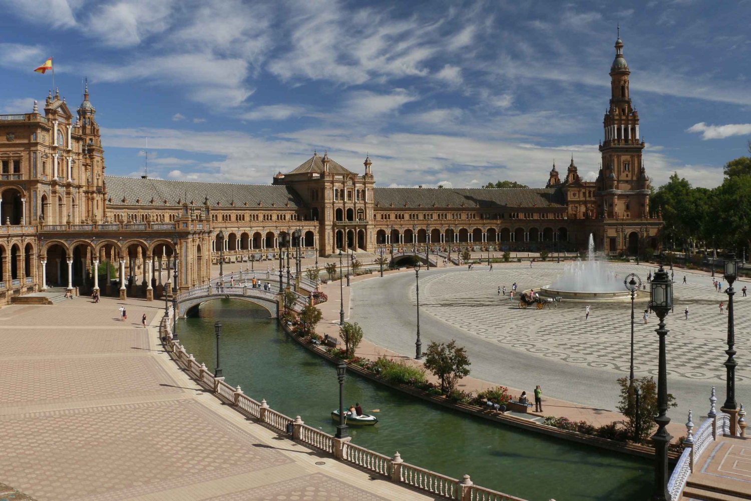 From Costa del Sol: Sevilla Day Trip with Real Alcázar Tour
