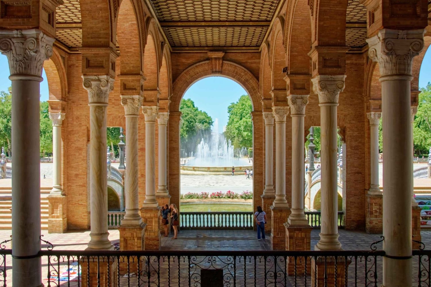 From Costa del Sol: Sevilla Day Trip with Real Alcázar Tour