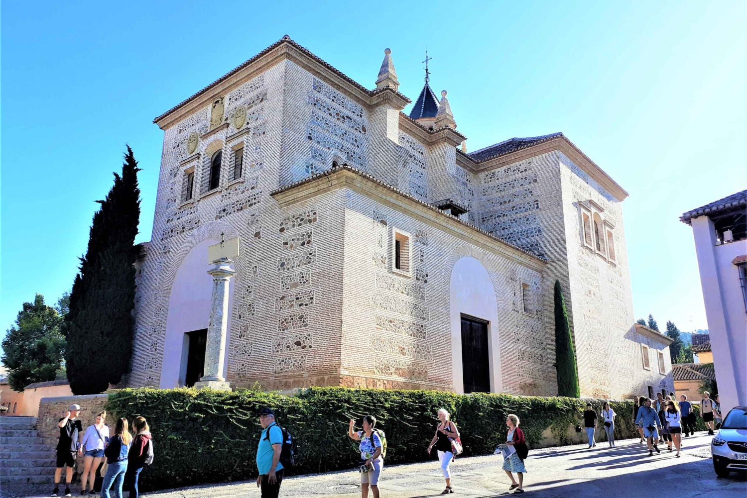 Från Málaga: Alhambra- och Granada-tur med inträdesbiljett