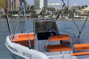 Von Málaga aus: Bootsverleih ohne Führerscheinpflicht