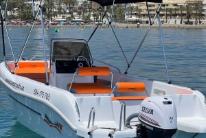 Desde Málaga: Alquiler de barcos sin licencia