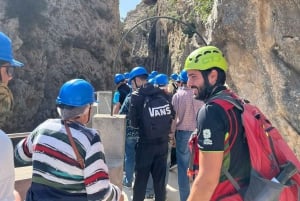 Málagasta: Caminito del Reyn opastettu kierros bussilla