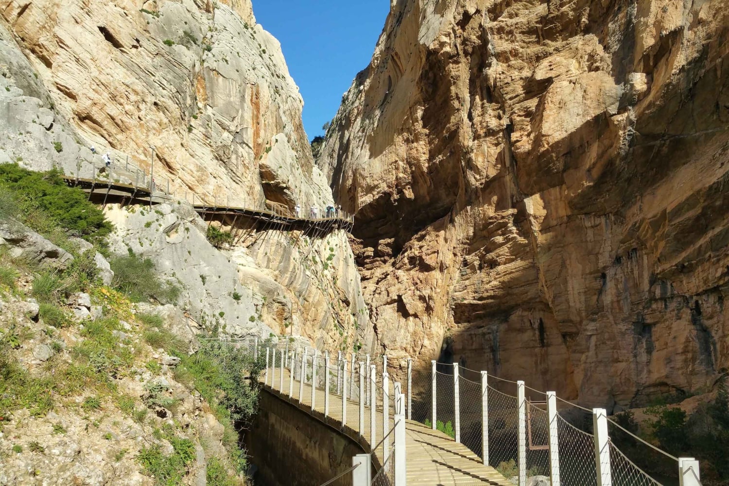 From Málaga: Caminito del Rey Small-Group Tour with Picnic
