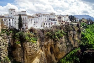 Von Malaga aus: Tagestour nach Ronda und Setenil