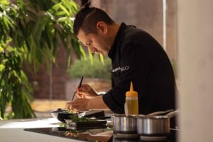 Von Málaga: Higuerón Spa & Fine Dining – Luxus-Tesla X