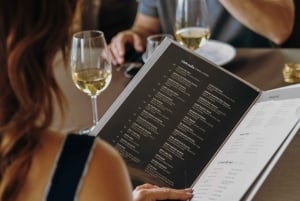 Von Málaga: Higuerón Spa & Fine Dining – Luxus-Tesla X