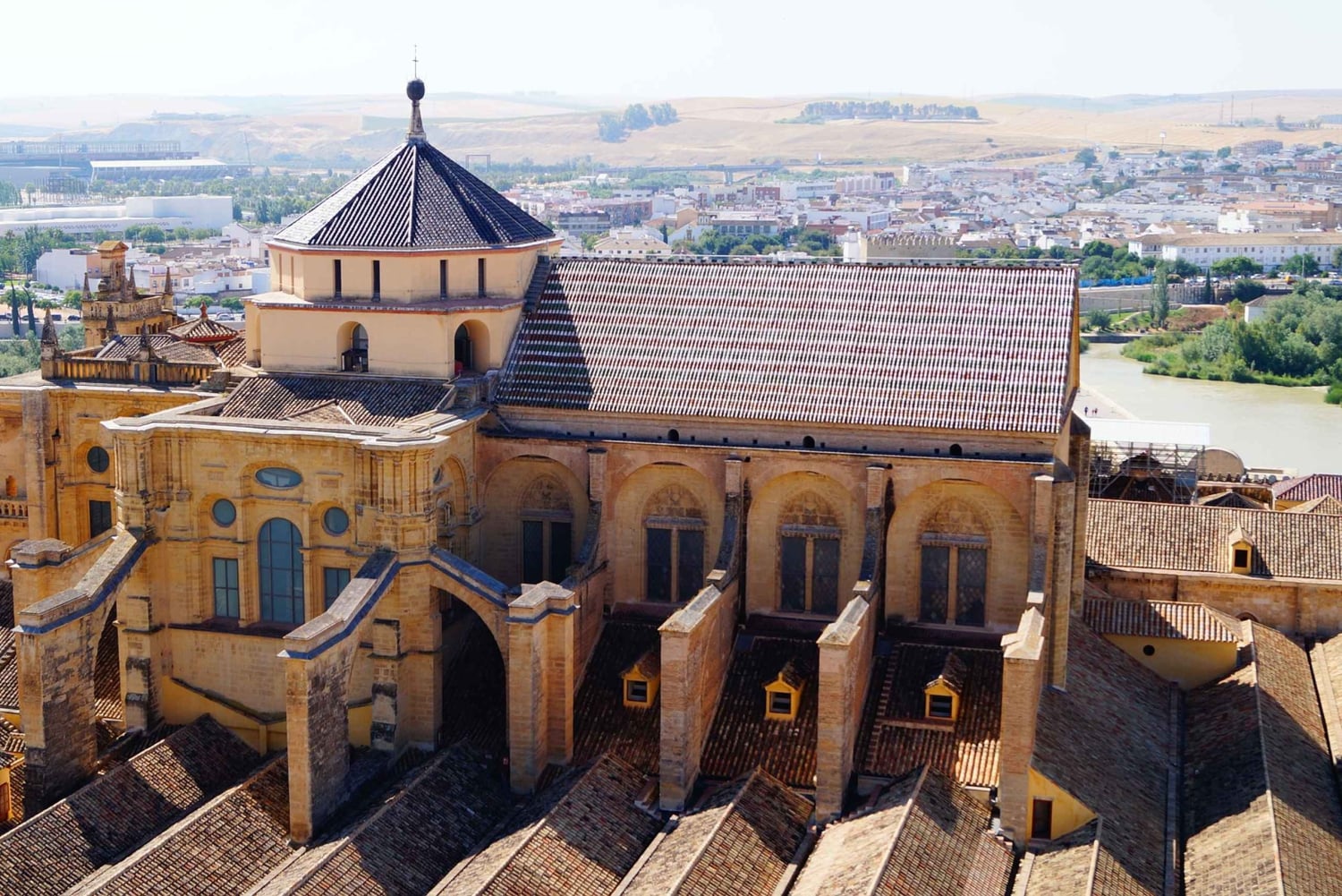 Z Malagi: prywatna piesza wycieczka z przewodnikiem po Kordobie