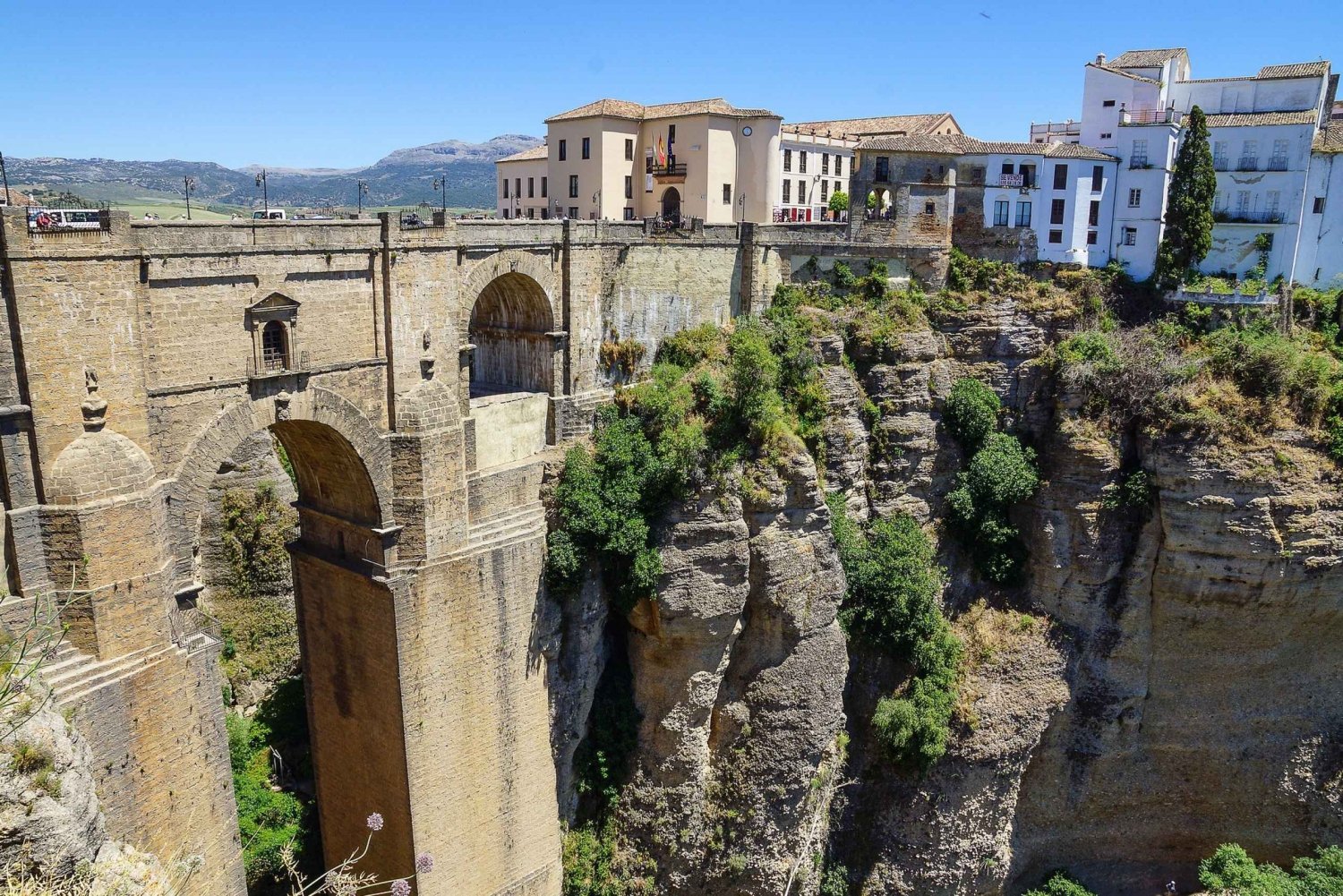From Malaga: Private Tour of Ronda with Stop in Setenil