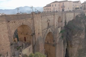 Z Malagi: prywatna wycieczka do miejscowości Ronda i Setenil