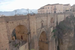From Málaga: private tour to Ronda and Setenil