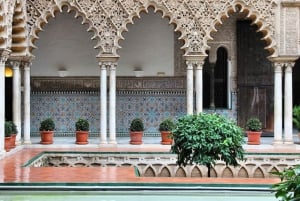 Da Malaga: escursione a Siviglia con biglietti per il Real Alcázar