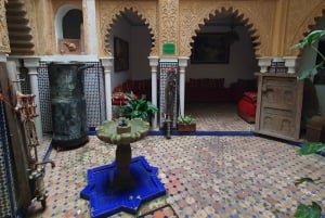 Z Malagi: jednodniowa wycieczka do Tangeru z zakupami na bazarze i lunchem