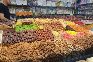 Vanuit Malaga: Dagtour door Tanger met winkelen in de bazaar en lunch