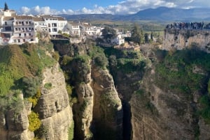 ab Mijas, Malaga:Ronda Privat: Transfer Cafe Stierkampfarena Tapas Getränke