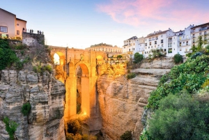 Fra Sevilla: Tur til de hvide landsbyer og Ronda
