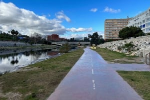 Fuengirola: Pyöräretki: Premium City Guided Bike Tour