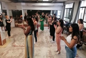 Latinalaisen tanssin ja salsan luokka Málagassa Kokemusmaailma