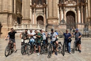 Malaga: 2-timers guidet sightseeingtur med elsykkel i byens høydepunkter