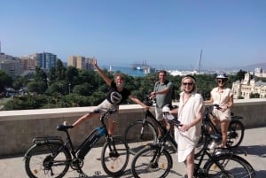 Malaga: 2-Hour Guided City Highlights Tour by Electric Bike