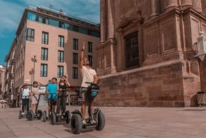 Malaga: 3 tunnin historiallinen Segway-kierros