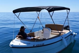Malaga: noleggio barca a motore 6 posti senza patente nautica