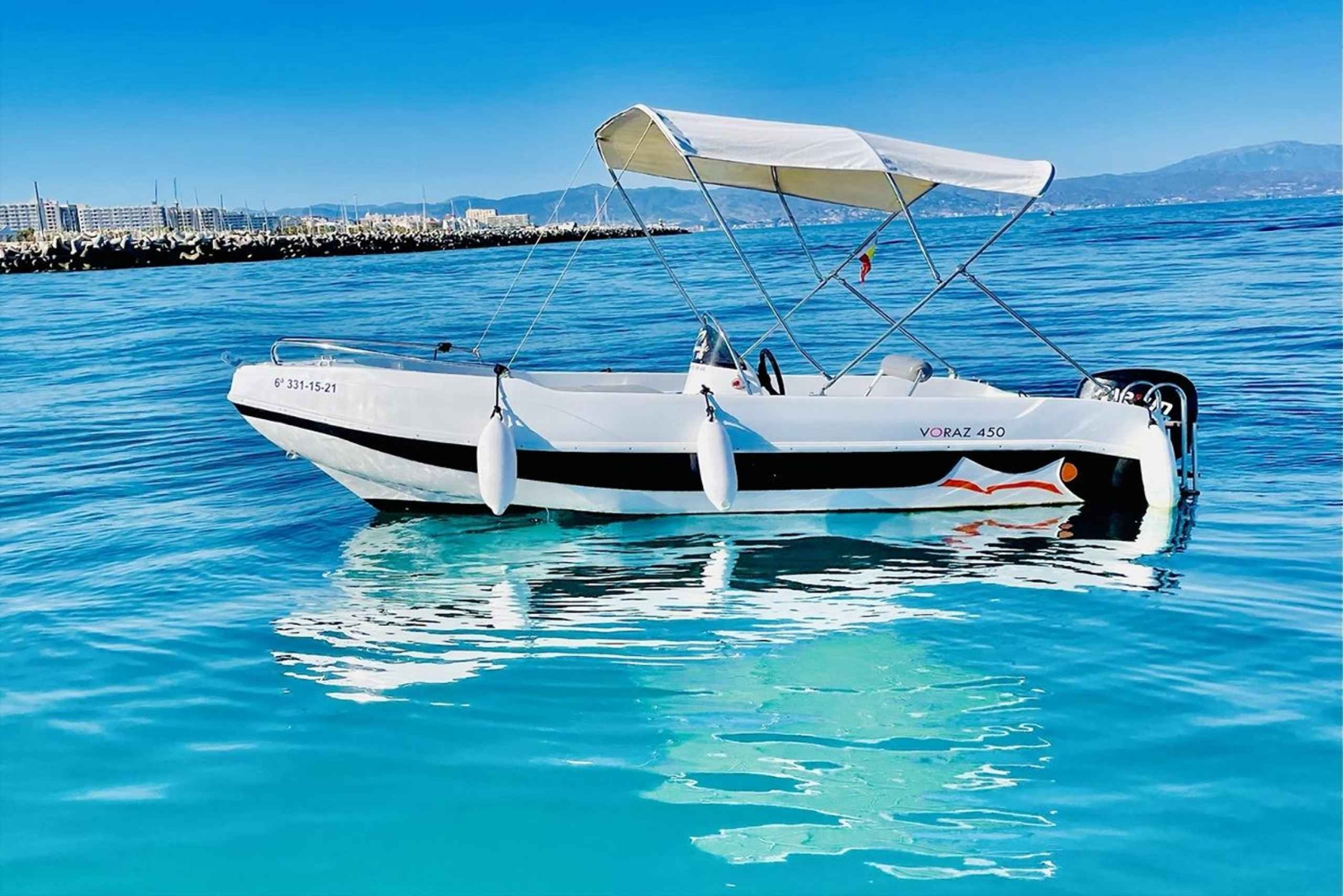 Malaga: 6-Seater Speedboat License-free Boat Rental