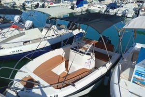 Malaga: 6-Seater Speedboat License-free Boat Rental