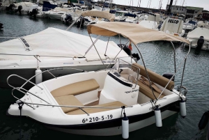 Malaga: 6-Seater Speedboat License-free Boat Rental