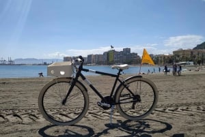 Málaga: alquiler de bicicletas para City Discovery Route & Beaches