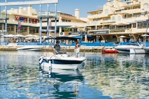 Malaga: Capitano della tua barca senza licenza