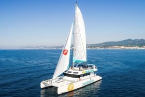 Malaga: gita in catamarano con opzione tramonto