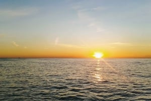 Málaga: Passeio de catamarã com opção de pôr do sol