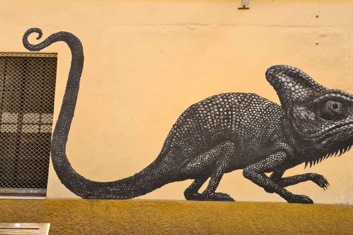 Malaga: City Bike Rental with Self-Guided Cycling Route