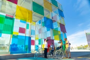 Málaga: City Highlights Guided Vintage Bike Tour