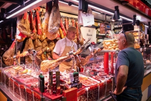 Málaga: City Hike in Málaga with Gibralfaro Mountain