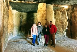 Malaga : excursion guidée d'une journée aux Dolmens et à El Torcal de Antequera