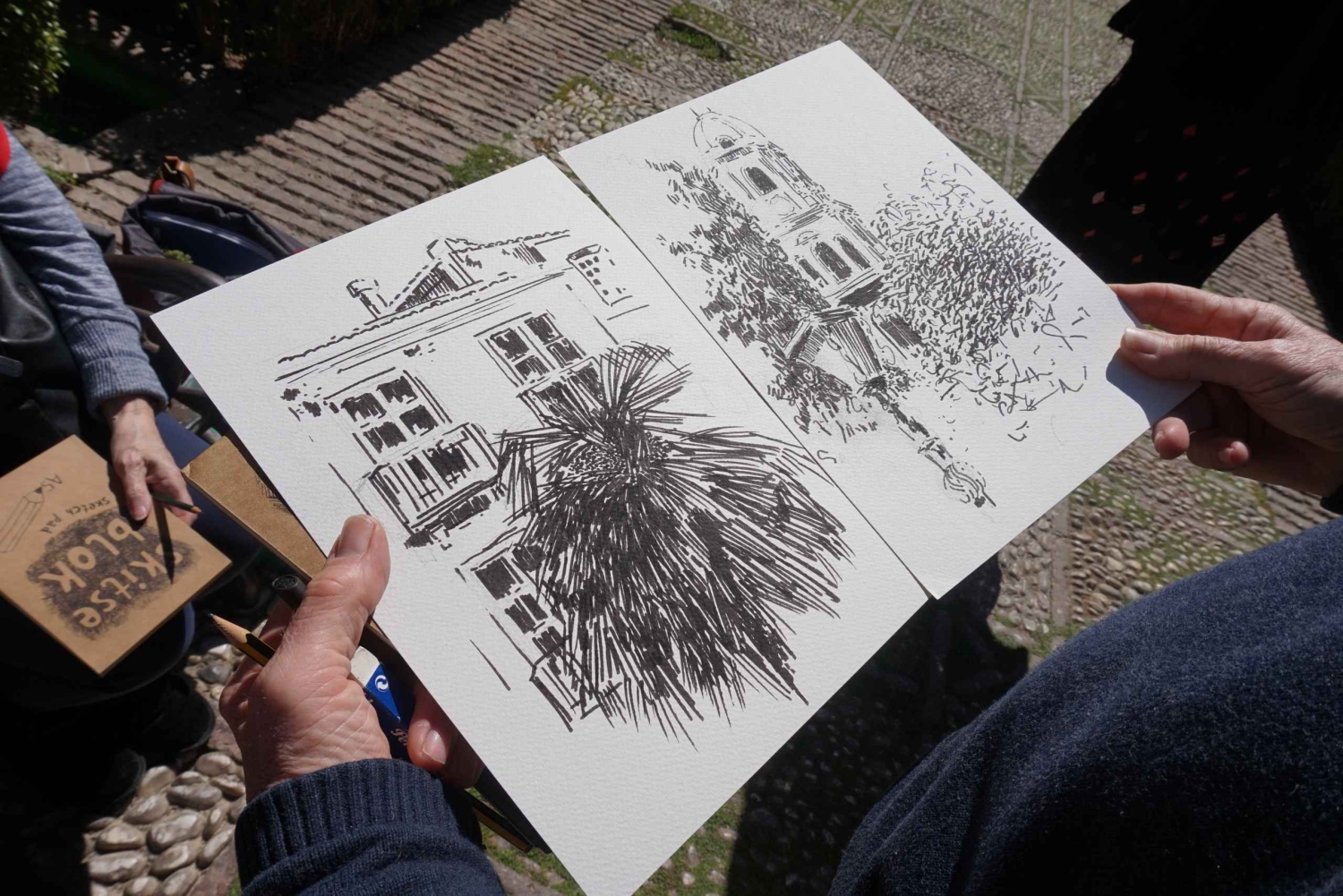 Malaga: Drawing & Painting Lesson Outdoors