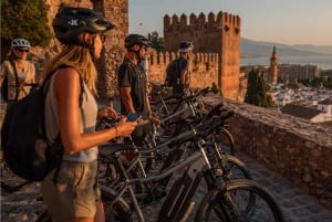 Málaga: E-Bike City Tour with Gibralfaro Forest