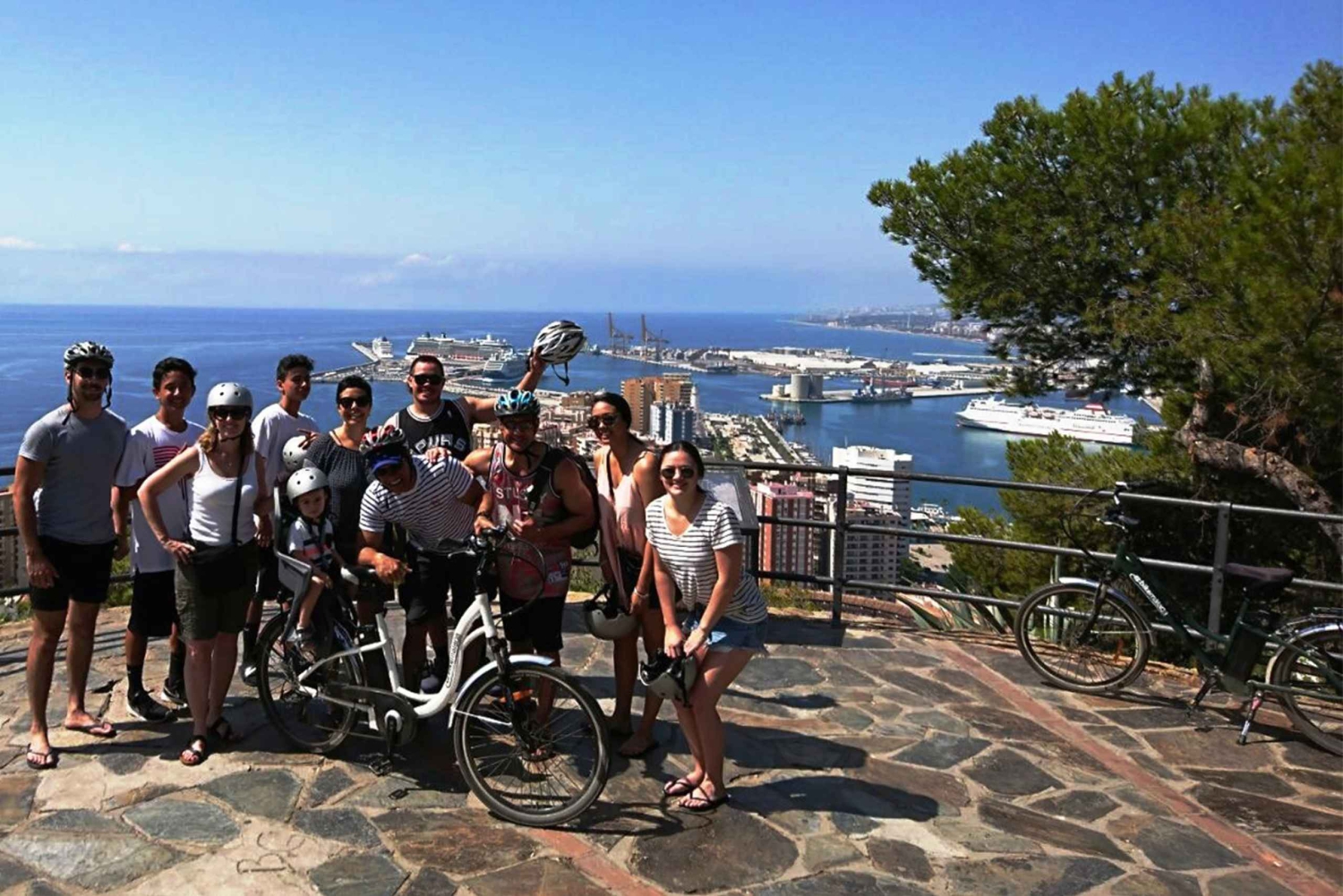 Málaga E-Bike Tour with Full Day Rental