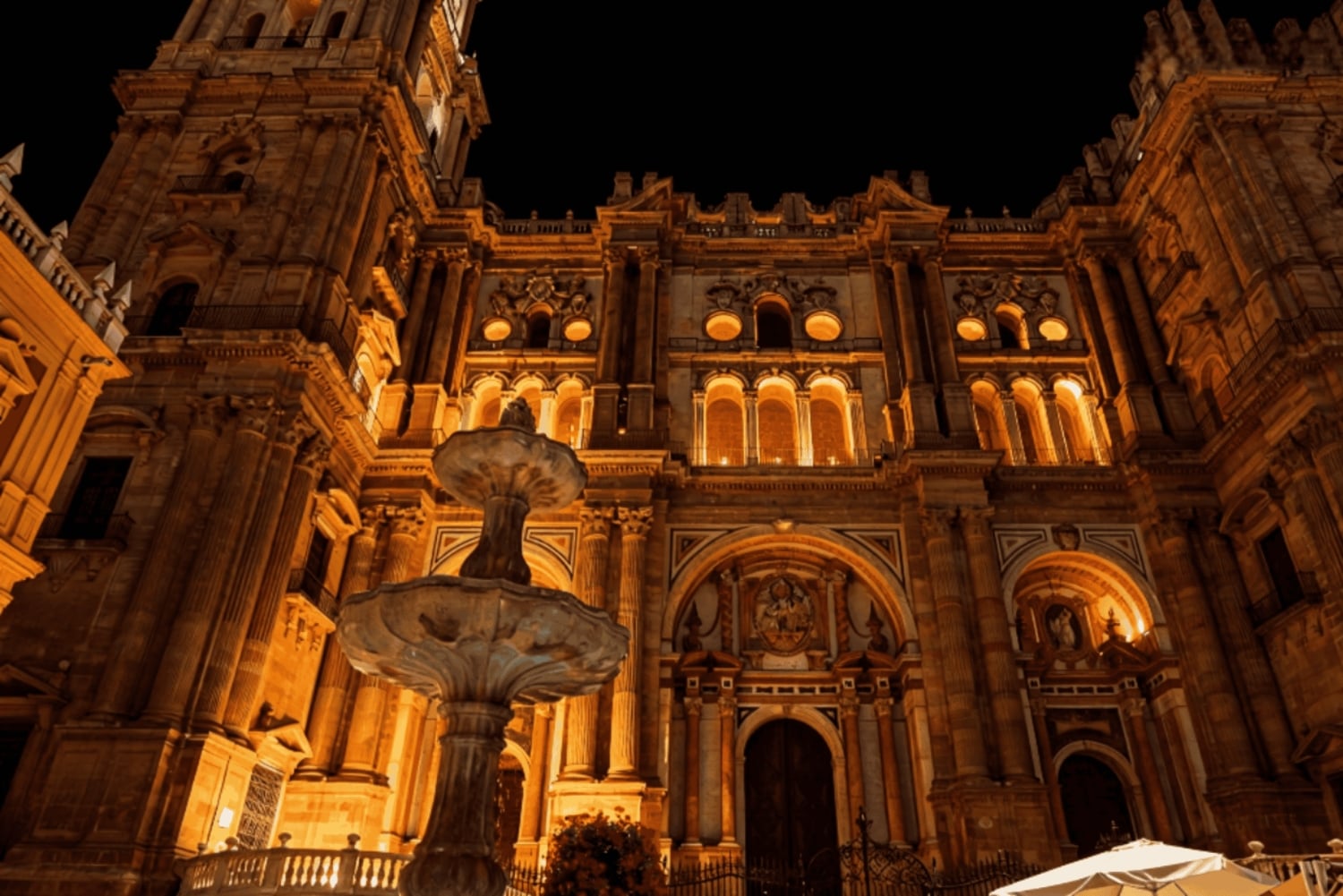 Málaga: Iltakävelykierros juuston ja paikallisen viinin kera