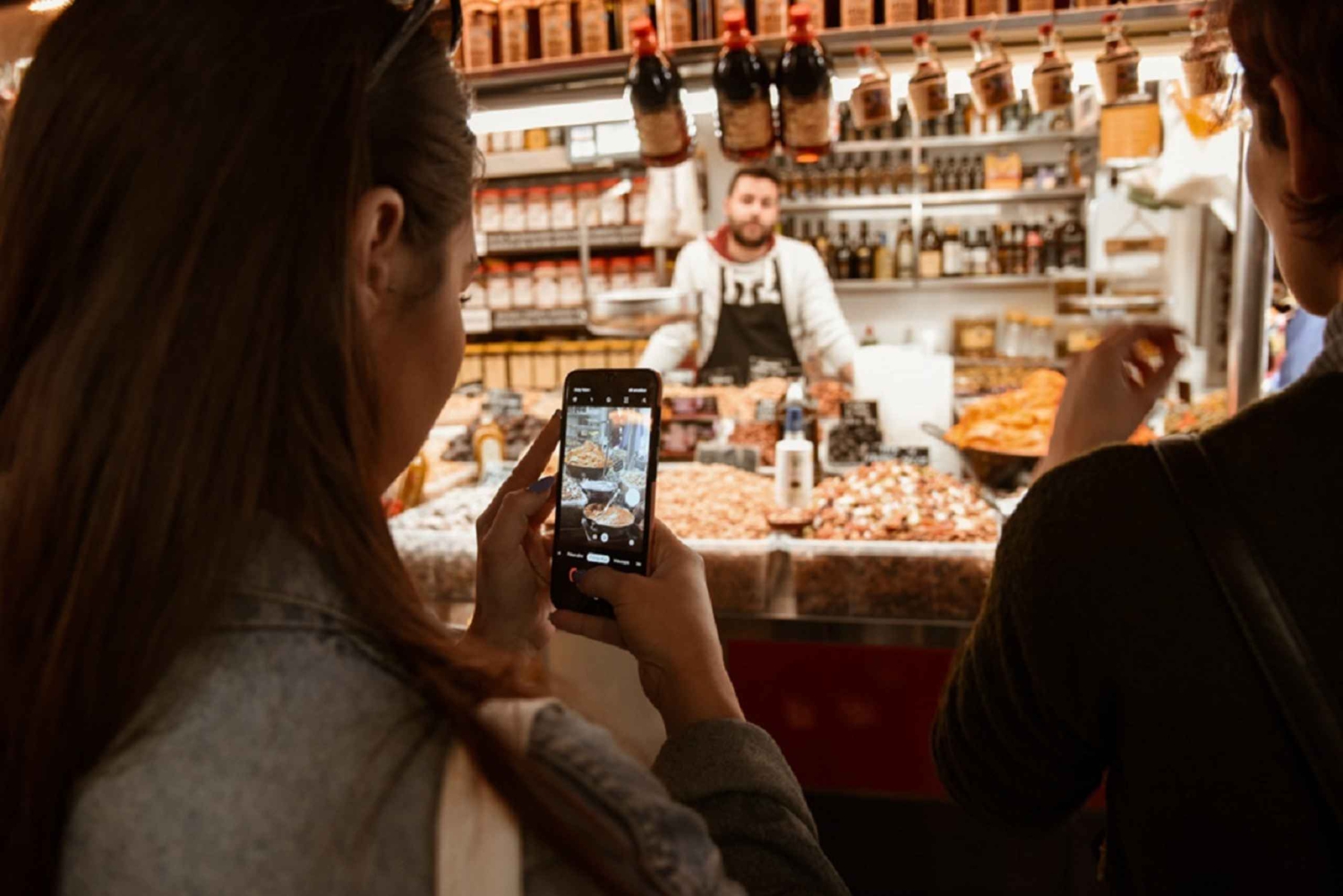 Malaga: Foodie Tour of Atarazanas Market