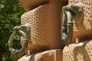 Malaga: Granada Day Trip with Alhambra, Palaces and Gardens